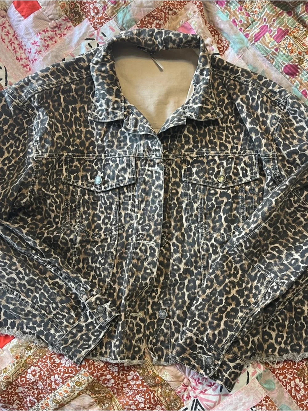 Free People Leopard Print Cropped Jean Jacket L - Picture 4 of 8